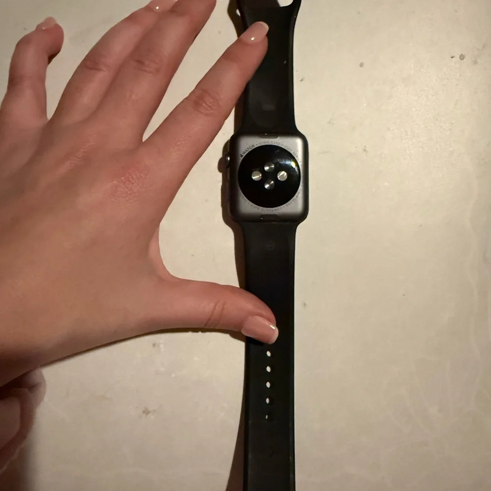 Apple Watch 42mm Aluminum Case 7000 Series (1st Generation) Sport